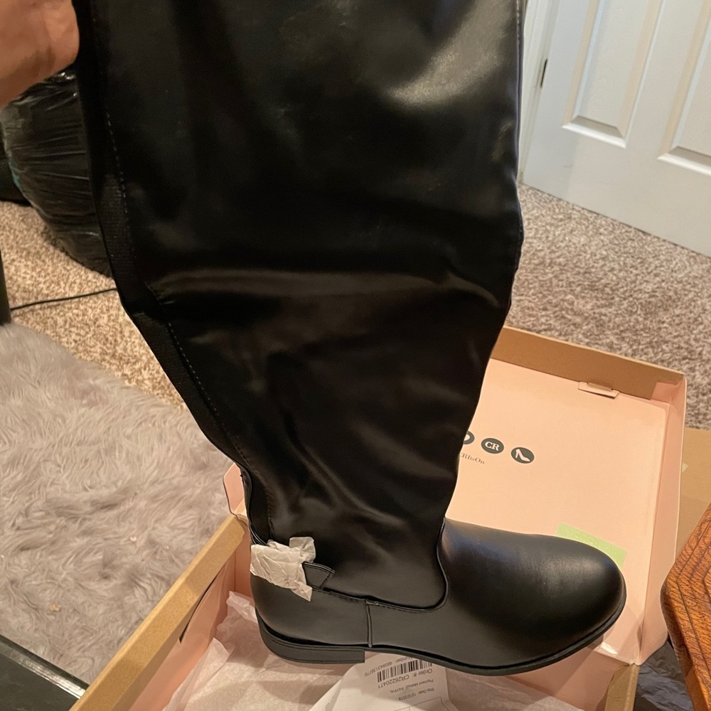 Winter Boots! - Picture 2 of 2